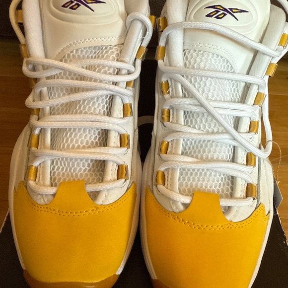 Reebok Question Mid Iversons Size 8 - Picture 2 of 3